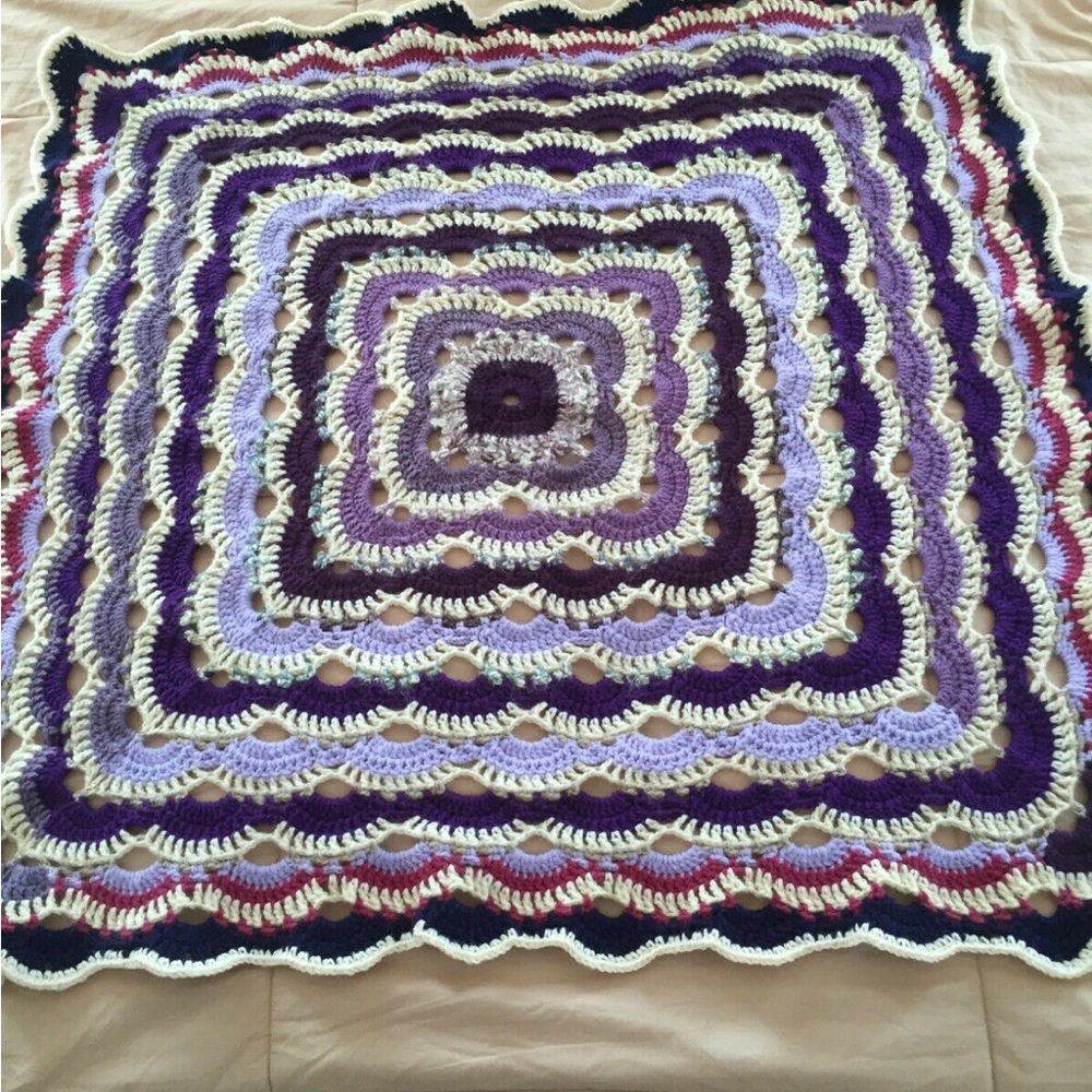 Aphgan / Throw 43" x 43" - Hand-crafted